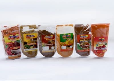 Chilli, curry and meat masala powders by Delmore Spices