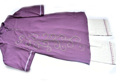 Ladies' fashion by Rifka, photograph 2